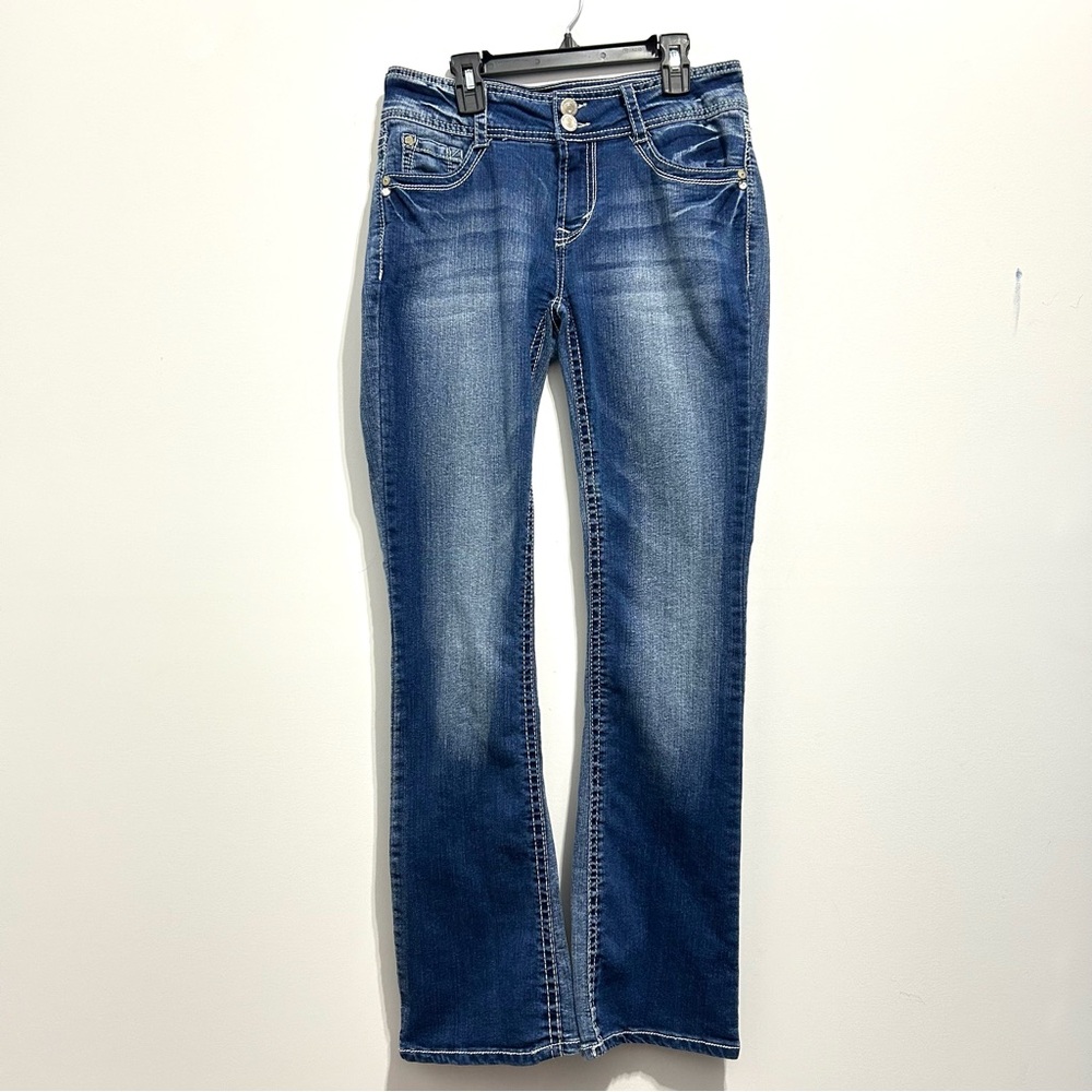Wallflower Women's The Luscious Curvy Fit Bootcut Blue Jeans